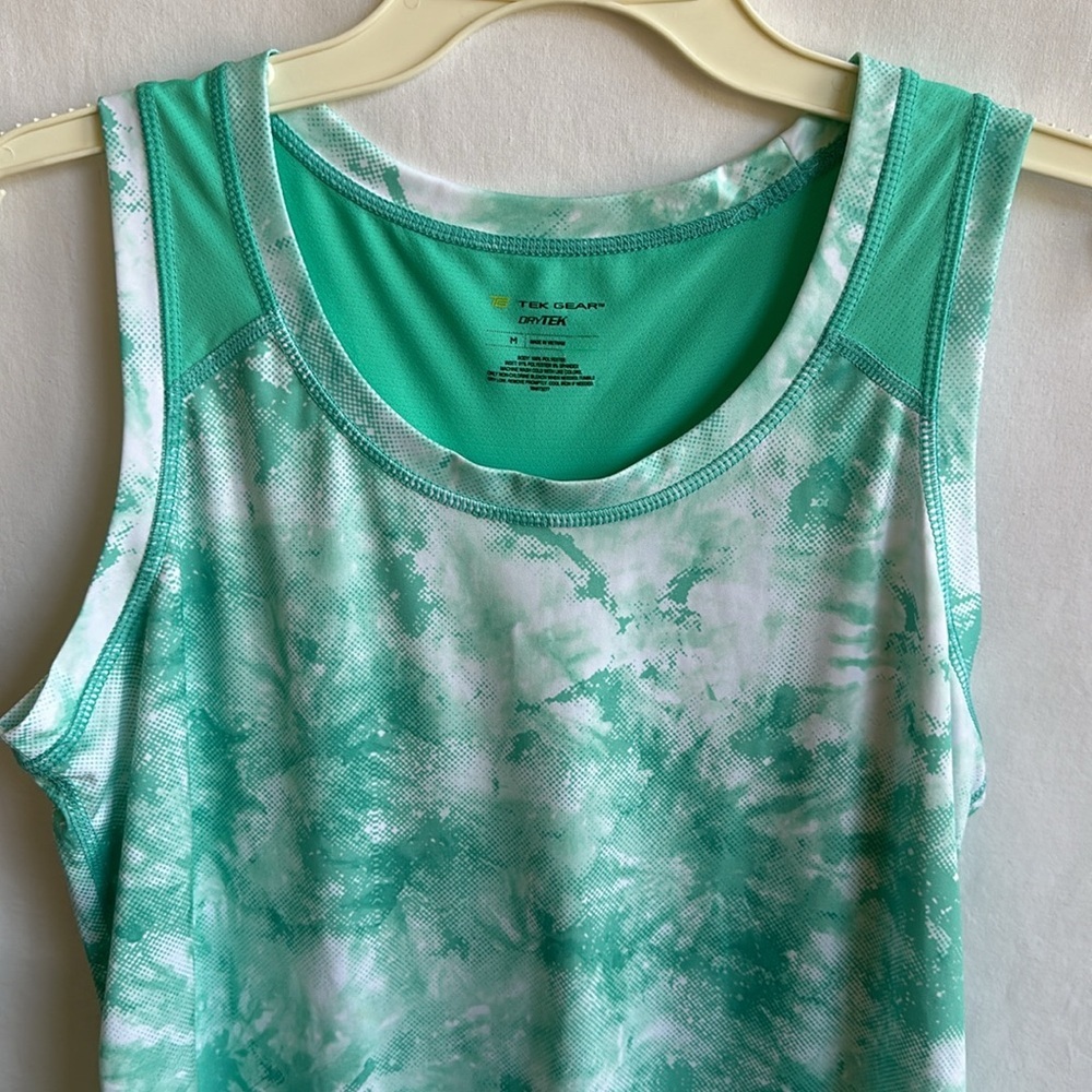 Tek Gear Drytek green and white athletic tank, size M - Picture 2 of 8